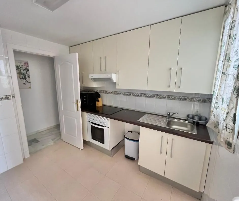 Dona Julia Golf Apartment Casares 0*,